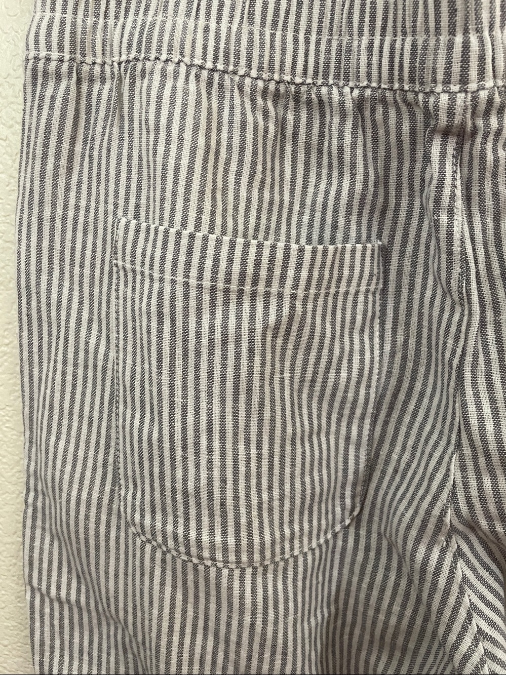 Old Navy NWT Gray & White Pinstripe Straight Chinos linen blend S 29x38 - Picture 5 of 6